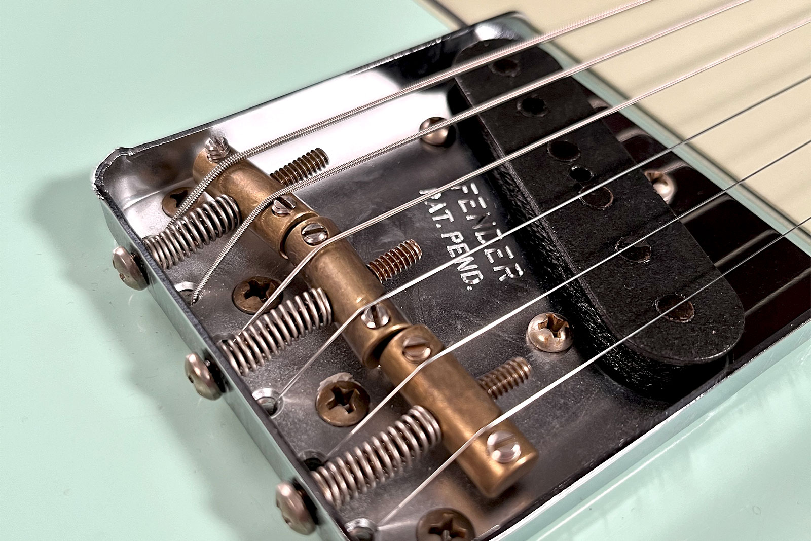 Fender Custom Shop Tele 1961 2s Ht Rw #cz576010 - Relic Aged Surf Green - Tel shape electric guitar - Variation 7