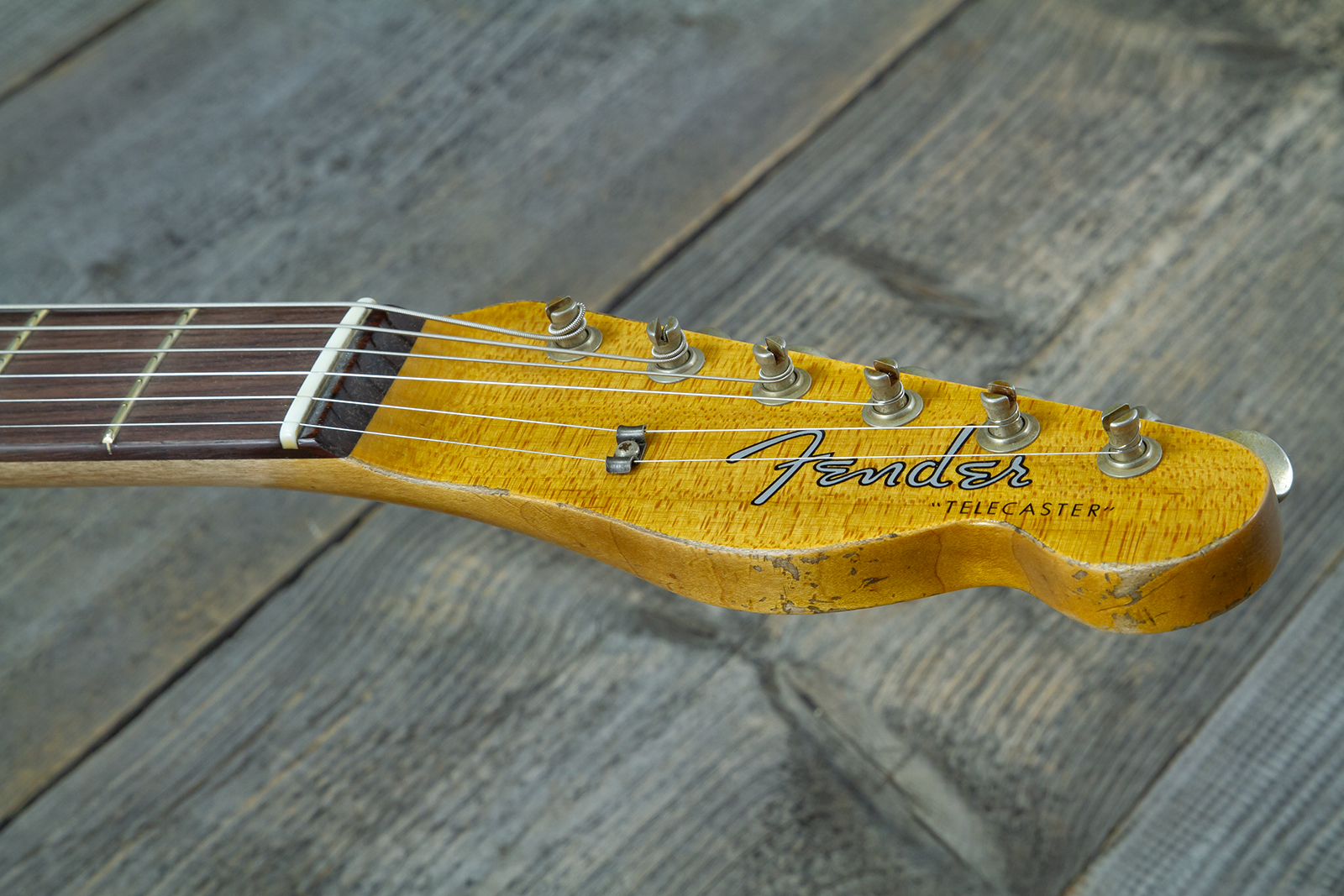 Fender Custom Shop Tele Custom 1960 2s Ht Rw #cz579562 - Heavy Relic Tahitian Coral O. 3-color Sunburst - Tel shape electric guitar - Variation 8