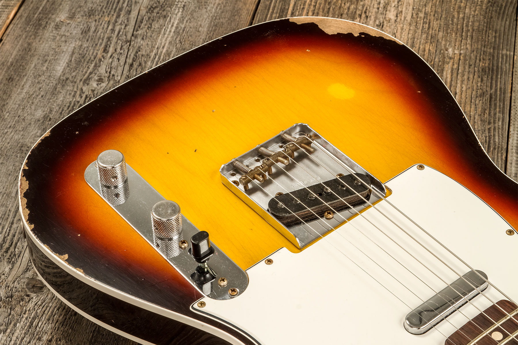 Fender Custom Shop Tele Custom 1960 2s Ht Rw #r136254 - Relic Chocolate 3-color Sunburst - Tel shape electric guitar - Variation 3