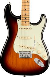 Str shape electric guitar Fender Player Plus Stratocaster (MEX, MN) - 3-color sunburst