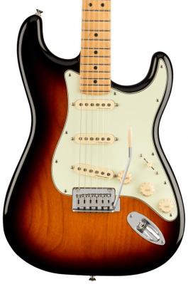 Solid body electric guitar Fender Player Plus Stratocaster (MEX, MN) - 3-color sunburst