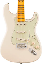 Str shape electric guitar Fender American Professional Classic Stratocaster Silent System (USA, MN) - Olympic white