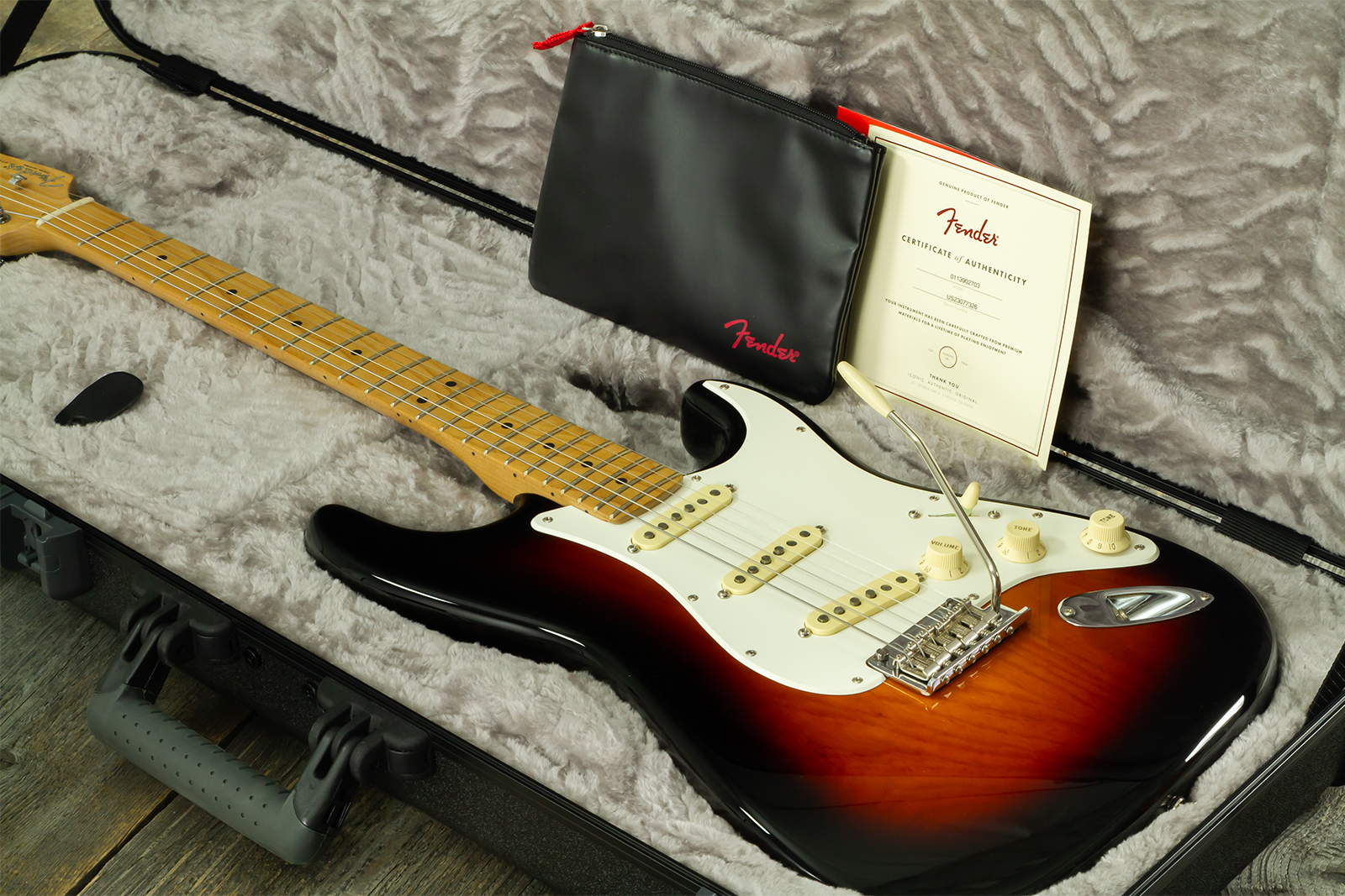 Fender Strat American Pro Ii Ltd 3s Trem Mn #us23077326 - 2-color Sunburst - Str shape electric guitar - Variation 13