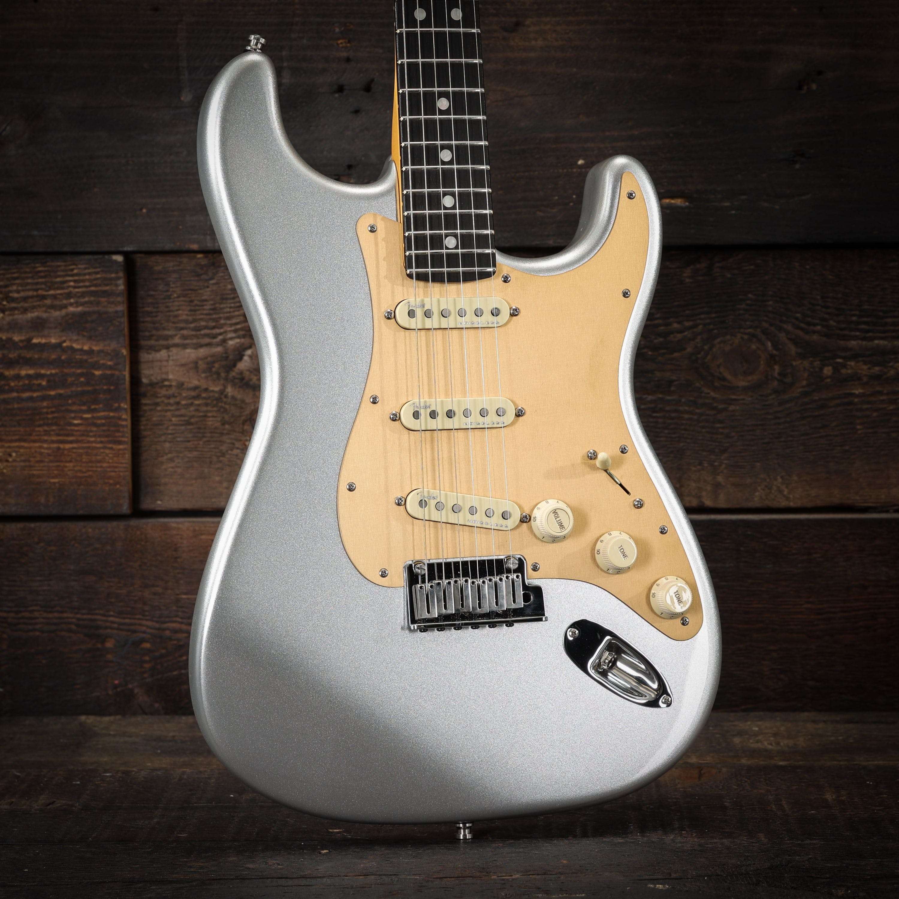 Fender Strat American Ultra Ltd Usa 3s Trem Eb - Quicksilver - Str shape electric guitar - Variation 4