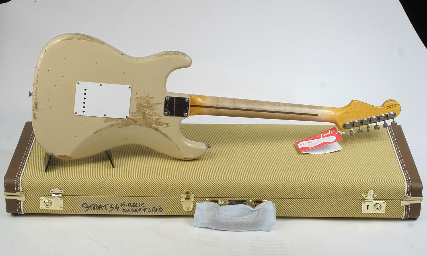 Fender Custom Shop Strat 1954 60th Anniversary Mn - Heavy Relic, Desert Sand - Str shape electric guitar - Variation 2
