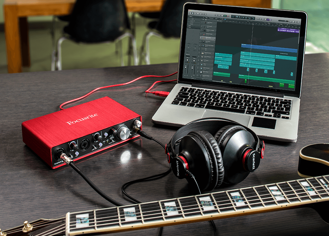 Focusrite Scarlett 2i4 - USB audio interface - Variation 3