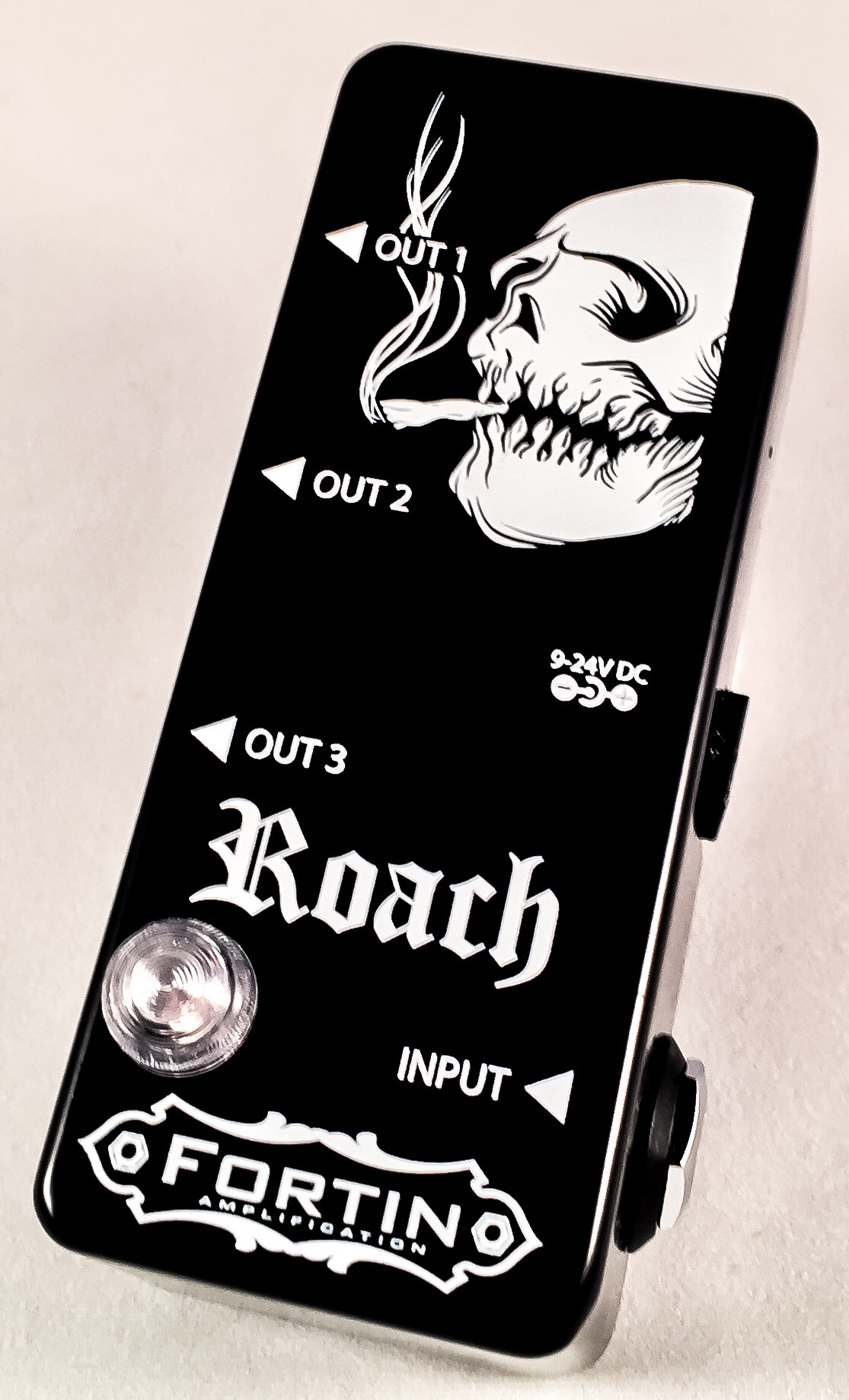 Fortin Amps Roach 3-way Splitter - Switch pedal - Variation 1