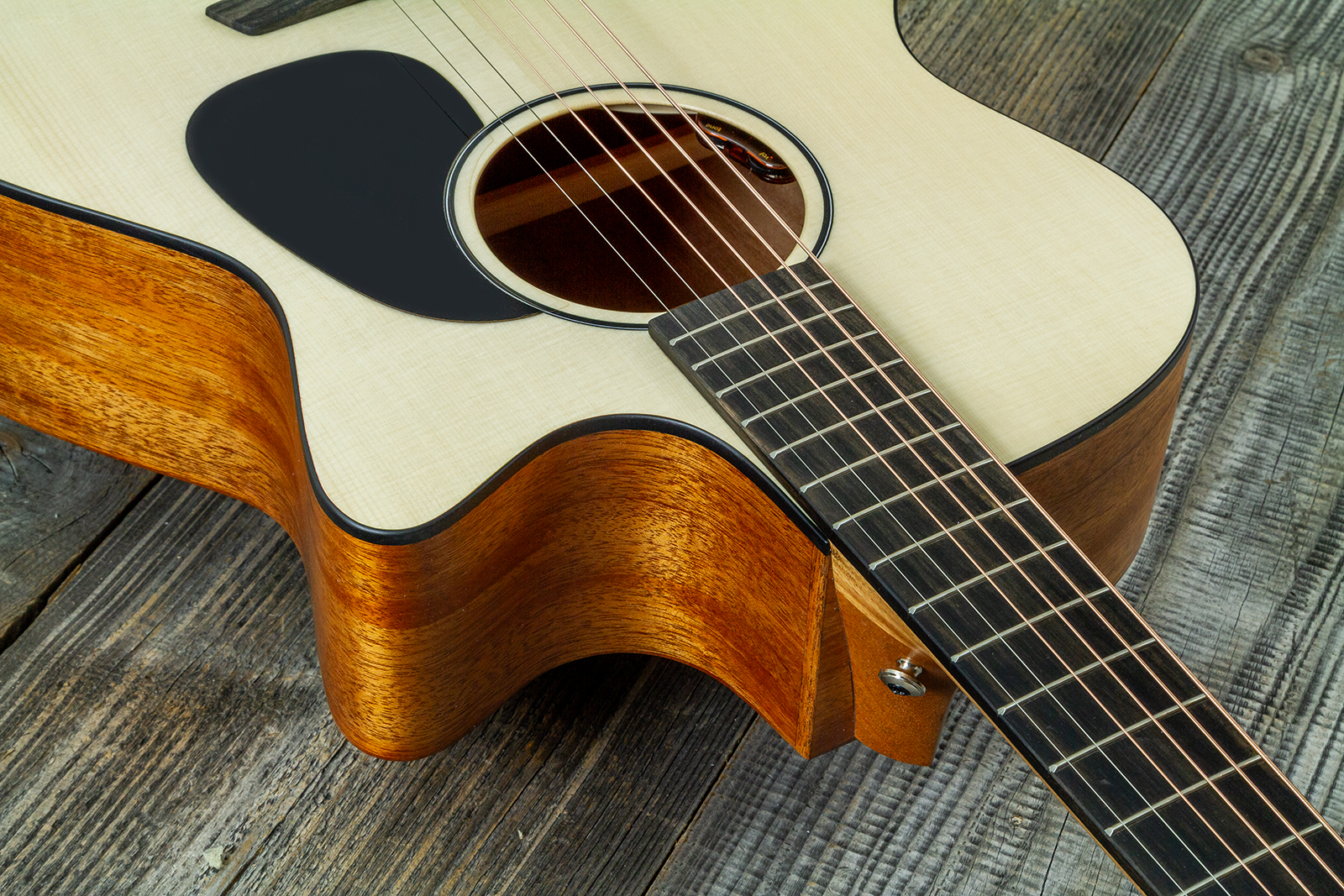 Furch Violet Gc-em Lrb1 Grand Auditorium Cw Cedre Noyer Eb - Natural Open-pore - Folk guitar - Variation 4