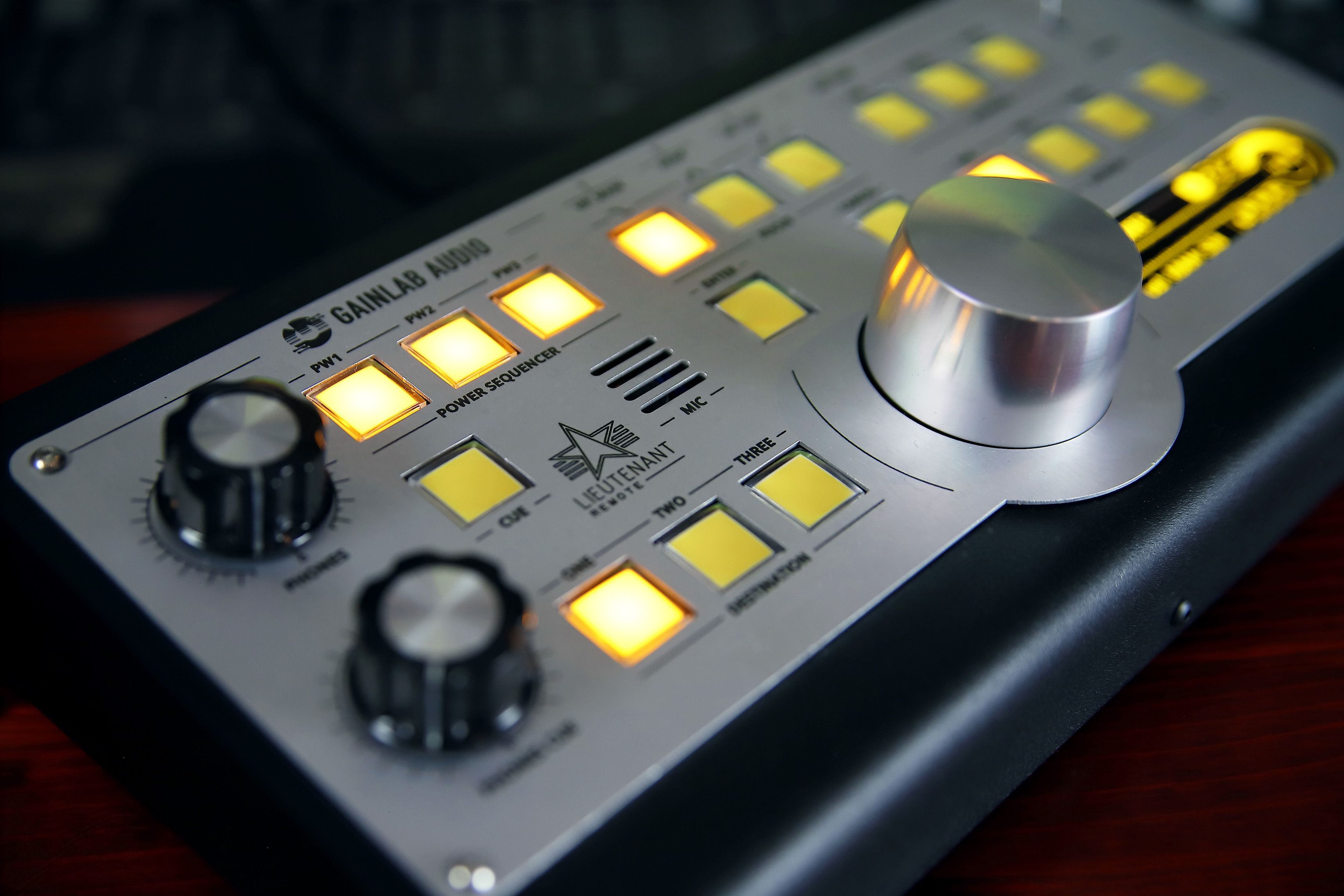 Gainlab Audio Lieutenant - Monitor Controller - Variation 12