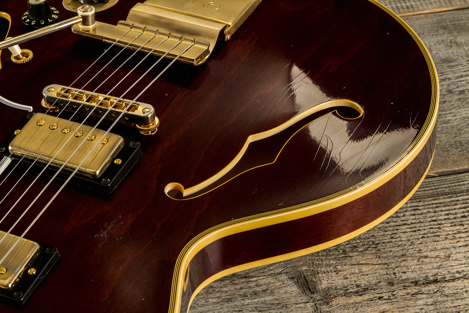 Gibson Custom Shop Bb King Es355 1974 Rumble In The Jungle 2h Trem Eb #bbes33505 - Murphy Lab Light Aged Walnut - Semi-hollow electric guitar - Variat