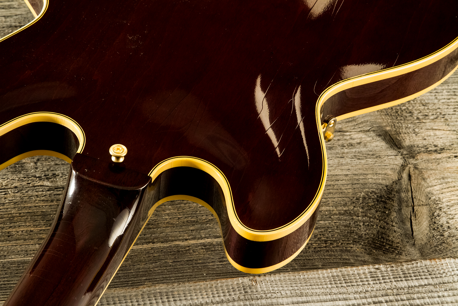 Gibson Custom Shop Bb King Es355 1974 Rumble In The Jungle 2h Trem Eb #bbes33505 - Murphy Lab Light Aged Walnut - Semi-hollow electric guitar - Variat