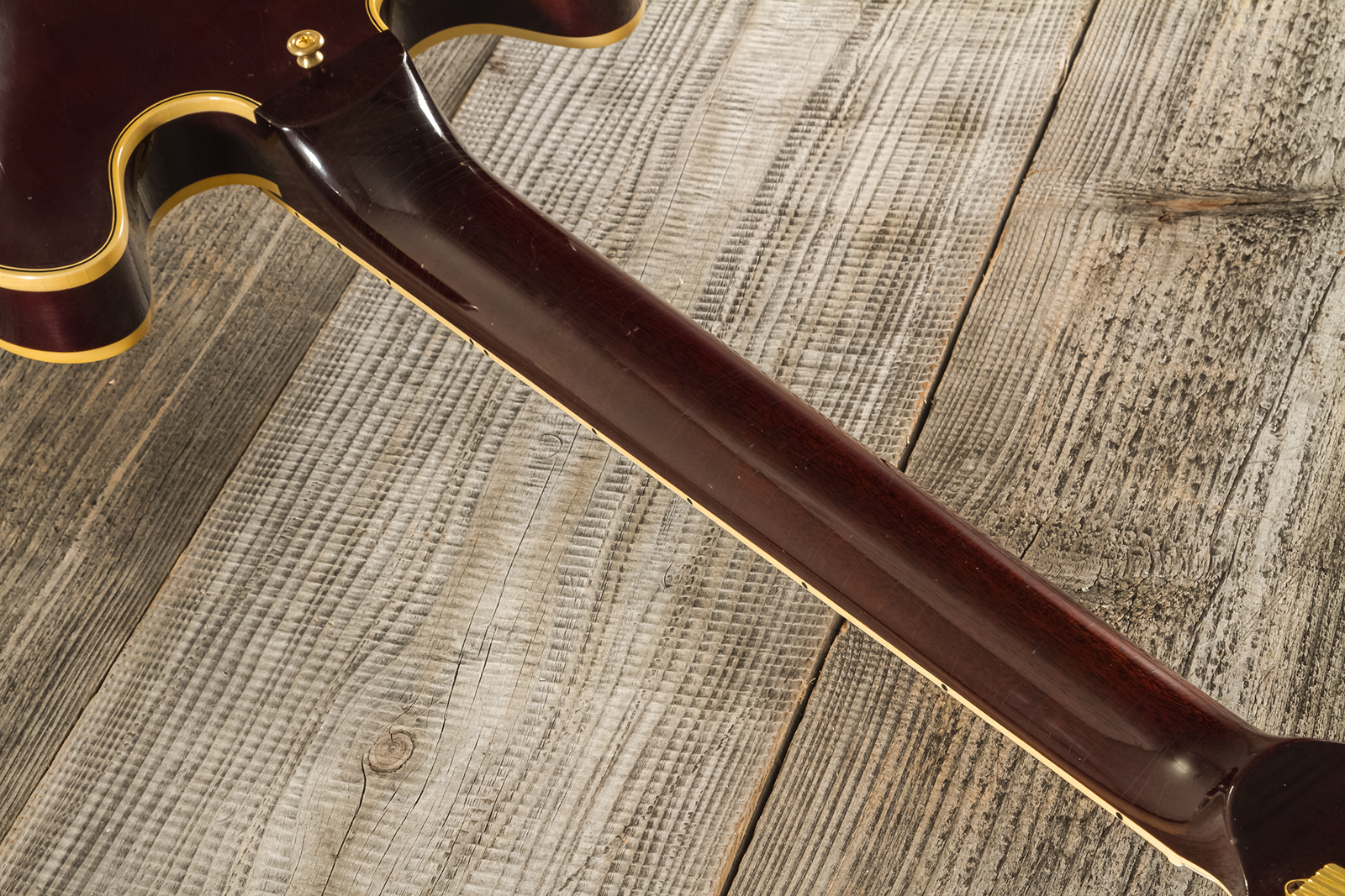 Gibson Custom Shop Bb King Es355 1974 Rumble In The Jungle 2h Trem Eb #bbes33523 - Murphy Lab Light Aged Walnut - Semi-hollow electric guitar - Variat
