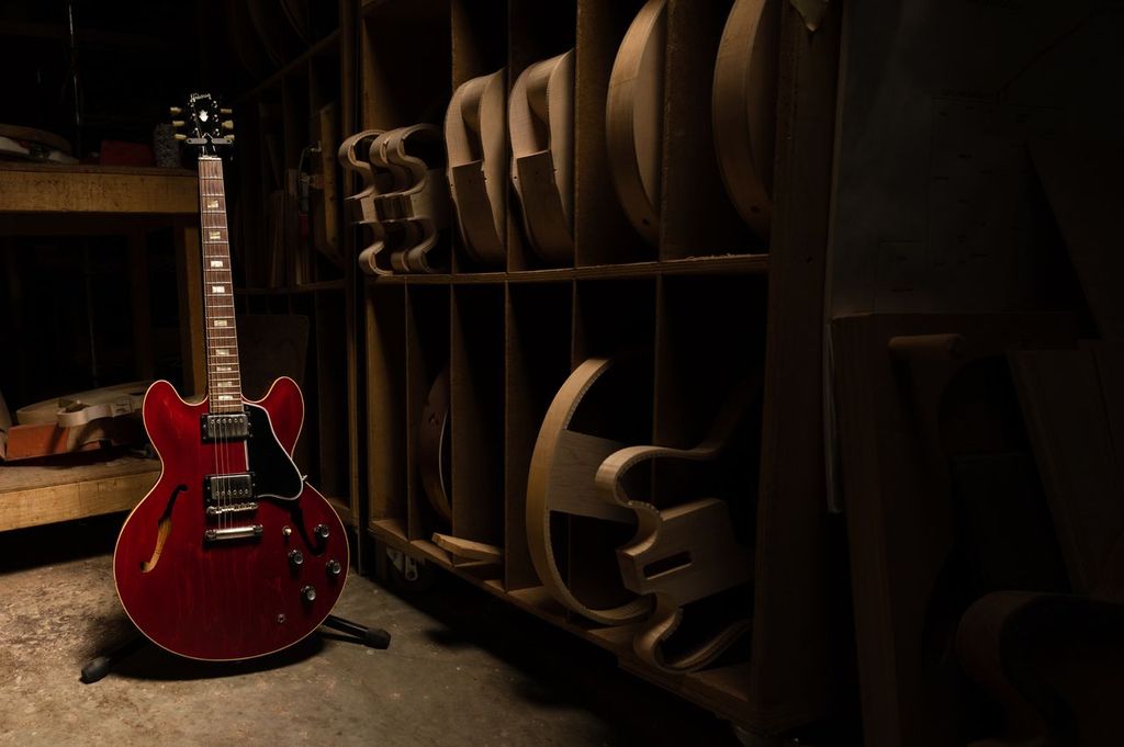 Gibson Custom Shop Historic Es335 Reissue 1961 2h Ht Rw - Vos Sixties Cherry - Semi-hollow electric guitar - Variation 5