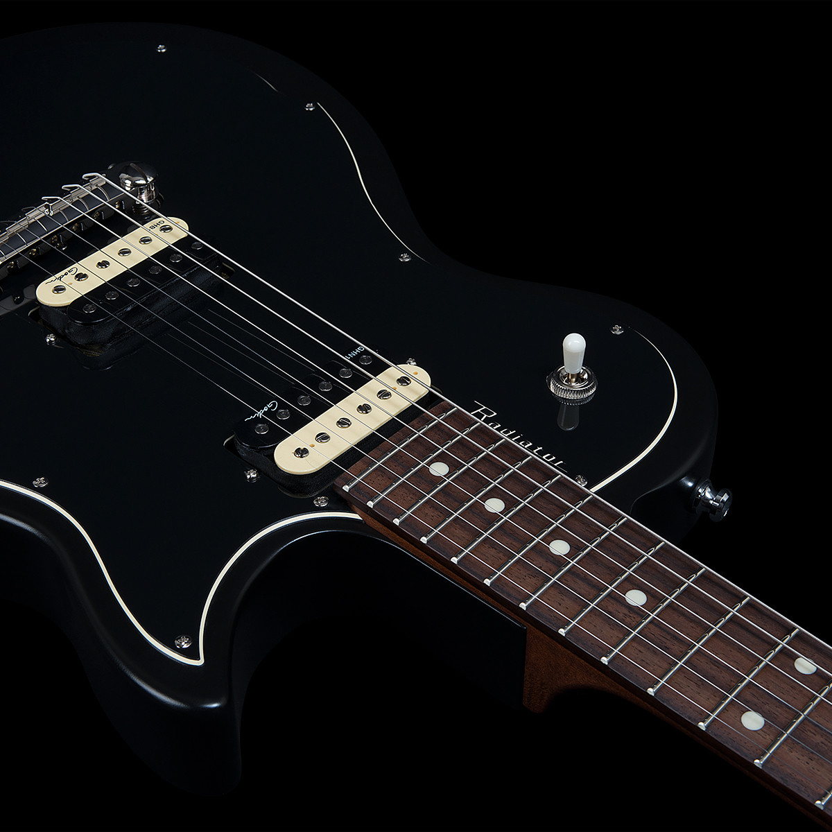 Godin Radiator Rn Hh Ht Rw - Matte Black - Single cut electric guitar - Variation 3
