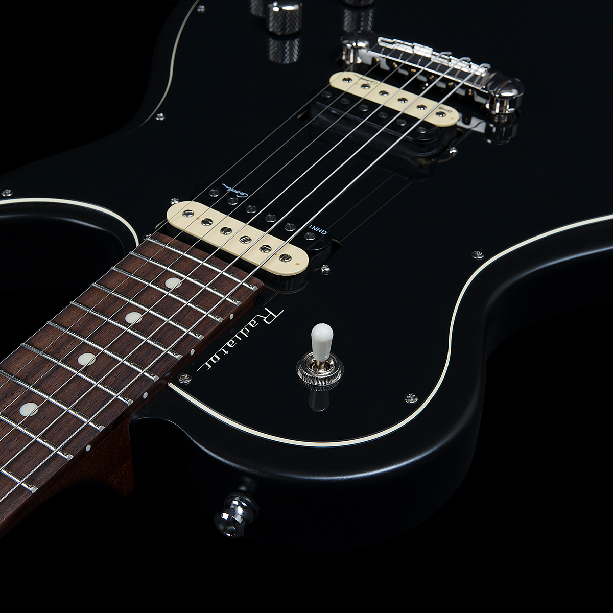 Godin Radiator Rn Hh Ht Rw - Matte Black - Single cut electric guitar - Variation 4