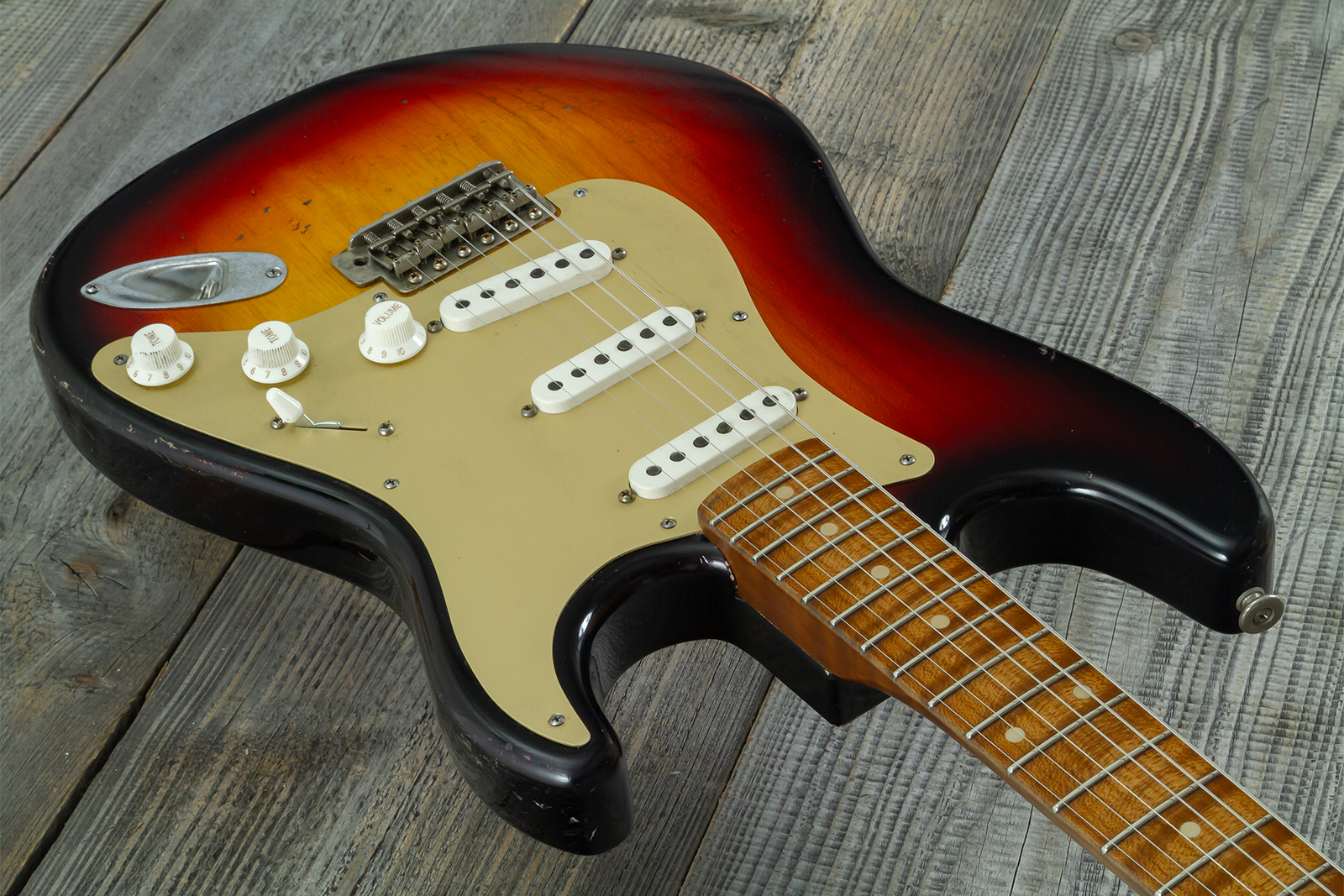 Haar Guitars Trad S 3s Kloppmann Mn #43485 - Aged 3 Tone Sunburst - Str shape electric guitar - Variation 2