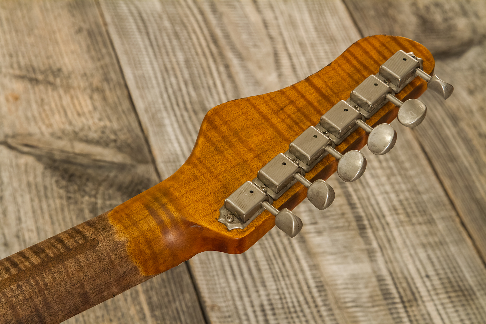 Haar Guitars Trad S 3s Lindy Fralin Trem Mn #42272 - Aged 2-tone Tobacco - Str shape electric guitar - Variation 12