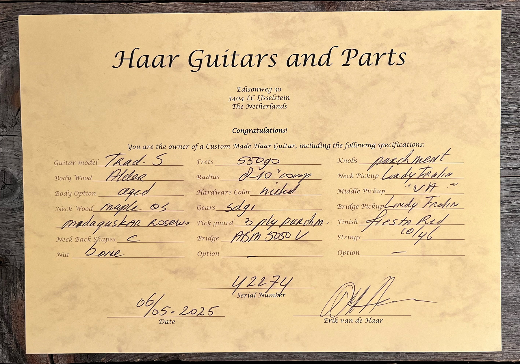 Haar Guitars Trad S 3s Lindy Fralin Trem Rw #42274 - Aged Fiesta Red - Str shape electric guitar - Variation 10