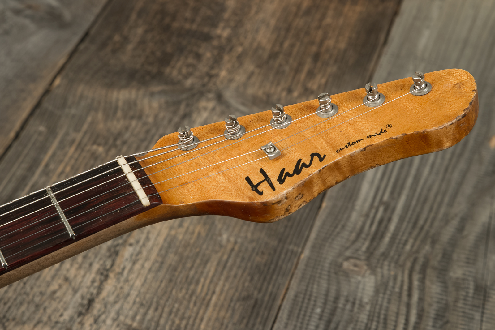 Haar Guitars Trad S Hss Lindy Fralin Trem Rw #42275 - Aged Olympic White - Str shape electric guitar - Variation 7