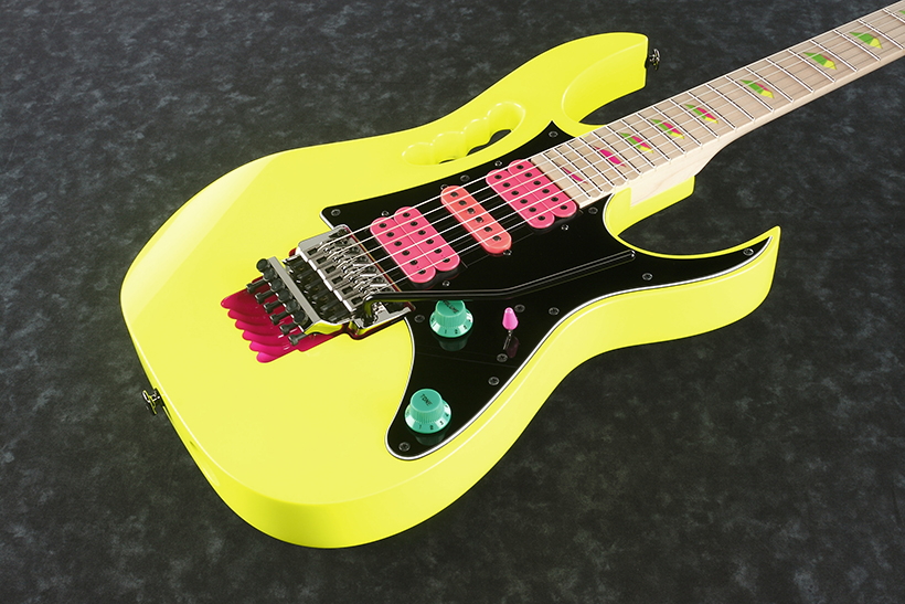 Ibanez Steve Vai Jem777 Dy Japan Hsh Dimarzio Fr - Desert Sun Yellow - Str shape electric guitar - Variation 1