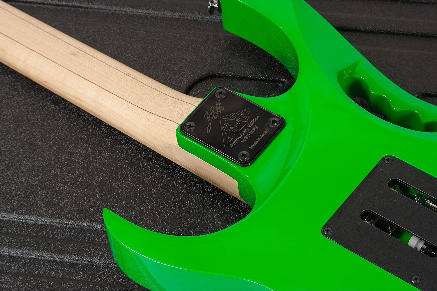 Ibanez Steve Vai Jem777 Lng Japon Signature Hsh Dimarzio Fr - Loch Ness Green - Str shape electric guitar - Variation 6