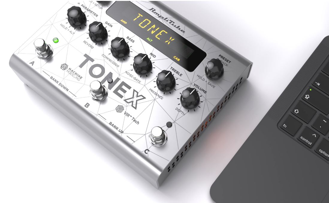 Ik Multimedia Tonex Pedal Bass - Simulator & modulation effect pedal for bass - Variation 1