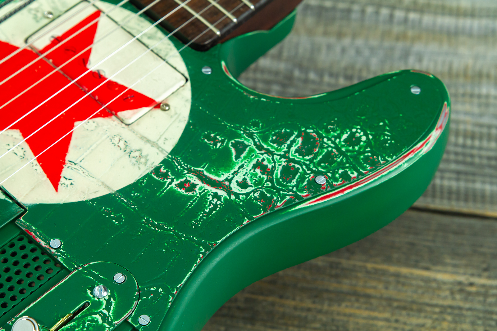James Trussart Steelcaster Sh Ht Rw #26052 - Red Star Holey Gator Pickguard - Semi-hollow electric guitar - Variation 8