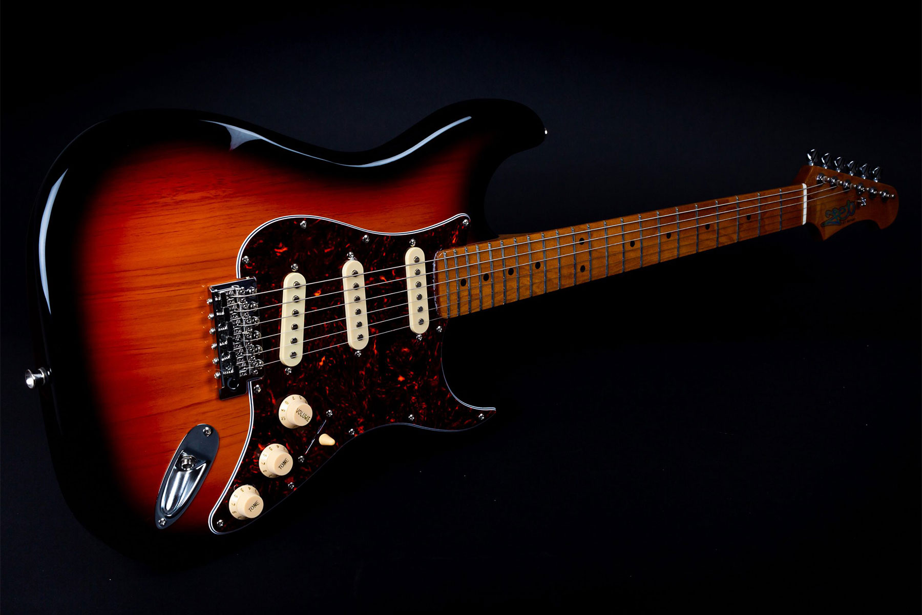 Jet Guitars Js300 Lh Sb Gaucher 3s Trem Mn - Sunburst - Str shape electric guitar - Variation 2