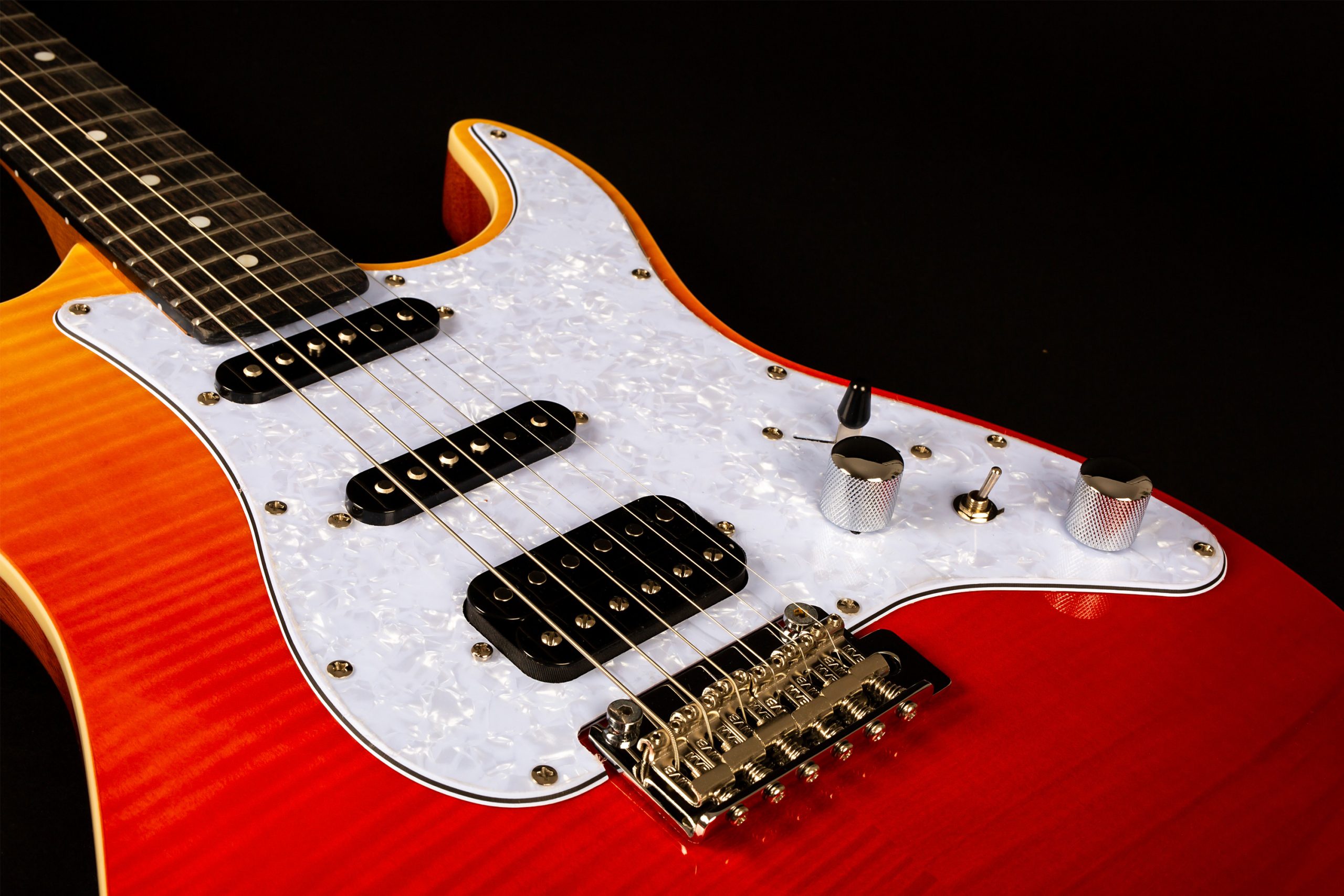 Jet Guitars Js600 Trs Trem Hss Mn - Transparent Red - Str shape electric guitar - Variation 3
