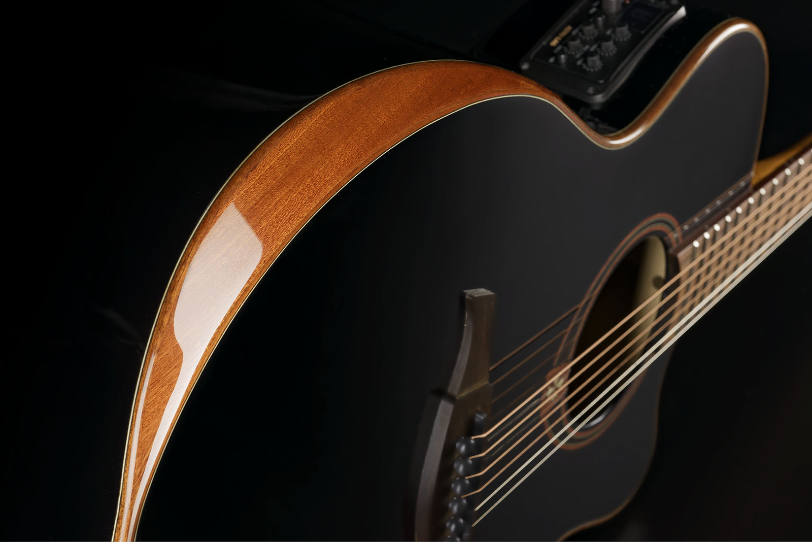 Lag T118abce Bevel Tramontane Auditorium Cedre Khaya Bro - Black - Electro acoustic guitar - Variation 4