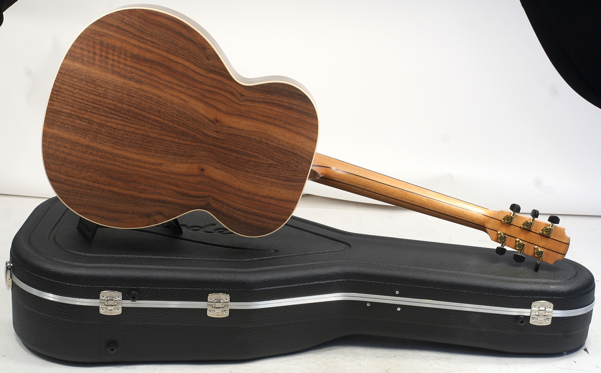 Lowden O23 Cw/c Jumbo Cedar Walnut 020104 - Natural Satin - Acoustic guitar & electro - Variation 2