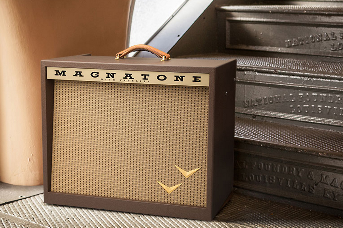 Magnatone Traditional Collection Panoramic Stereo 2x12w 2x10 - Electric guitar combo amp - Variation 1