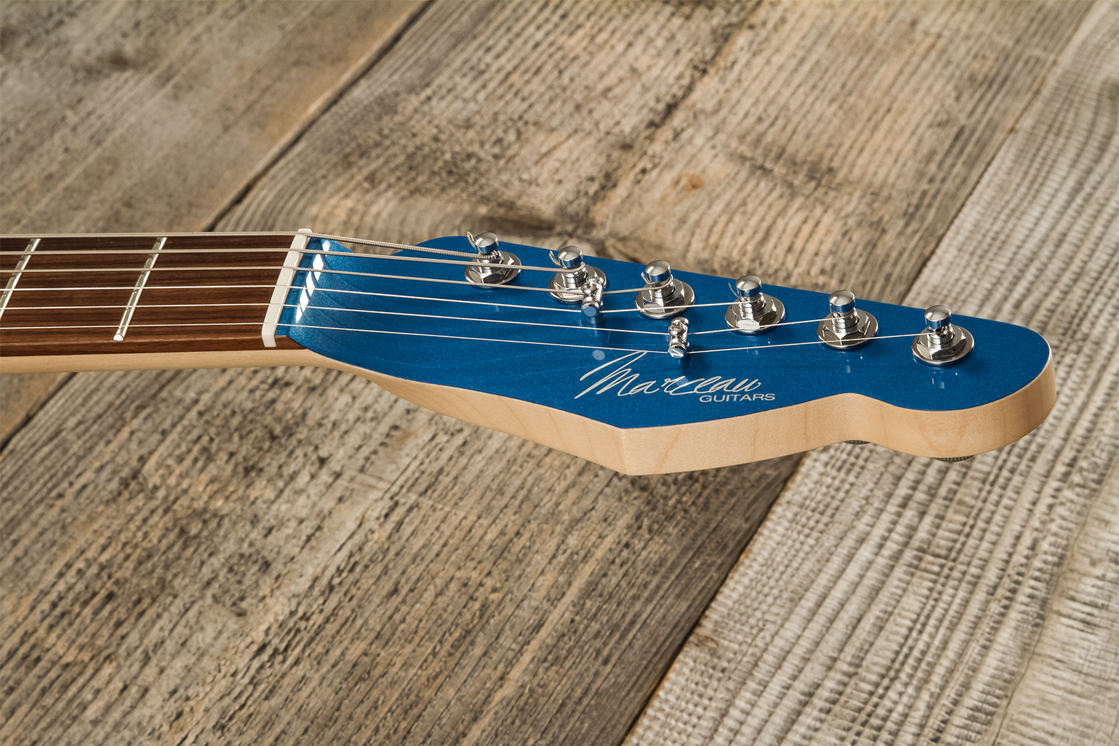 Marceau Guitars Deferlante Standard 2s Trem Pf #s71624 - Lake Placid Blue - Retro rock electric guitar - Variation 10