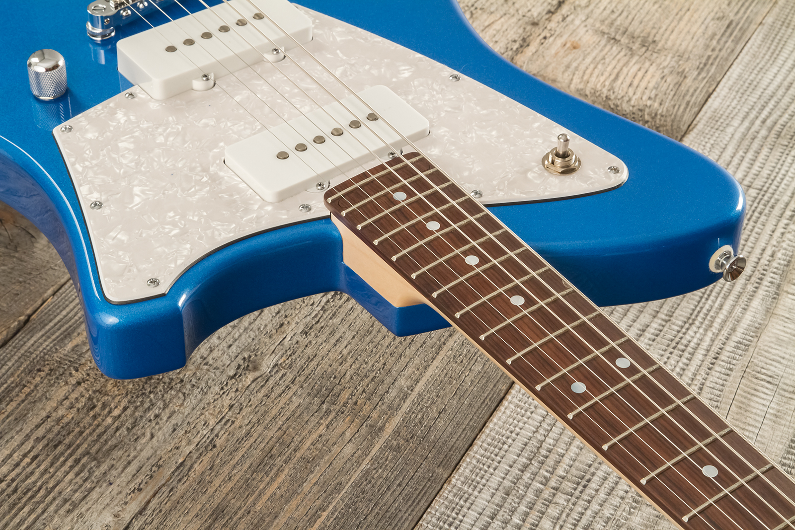 Marceau Guitars Deferlante Standard 2s Trem Pf #s71624 - Lake Placid Blue - Retro rock electric guitar - Variation 5