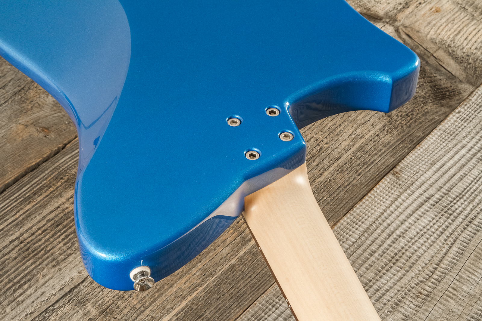 Marceau Guitars Deferlante Standard 2s Trem Pf #s71624 - Lake Placid Blue - Retro rock electric guitar - Variation 8