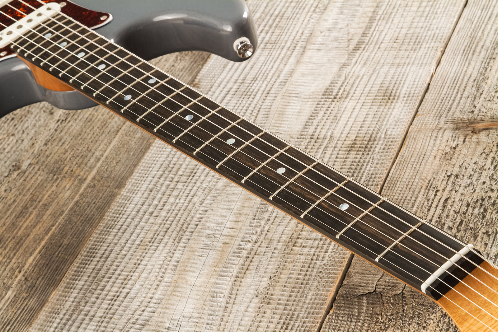 Marceau Guitars Experience Traditional 3s Trem Mn #t226624 - Charcoal - Str shape electric guitar - Variation 5