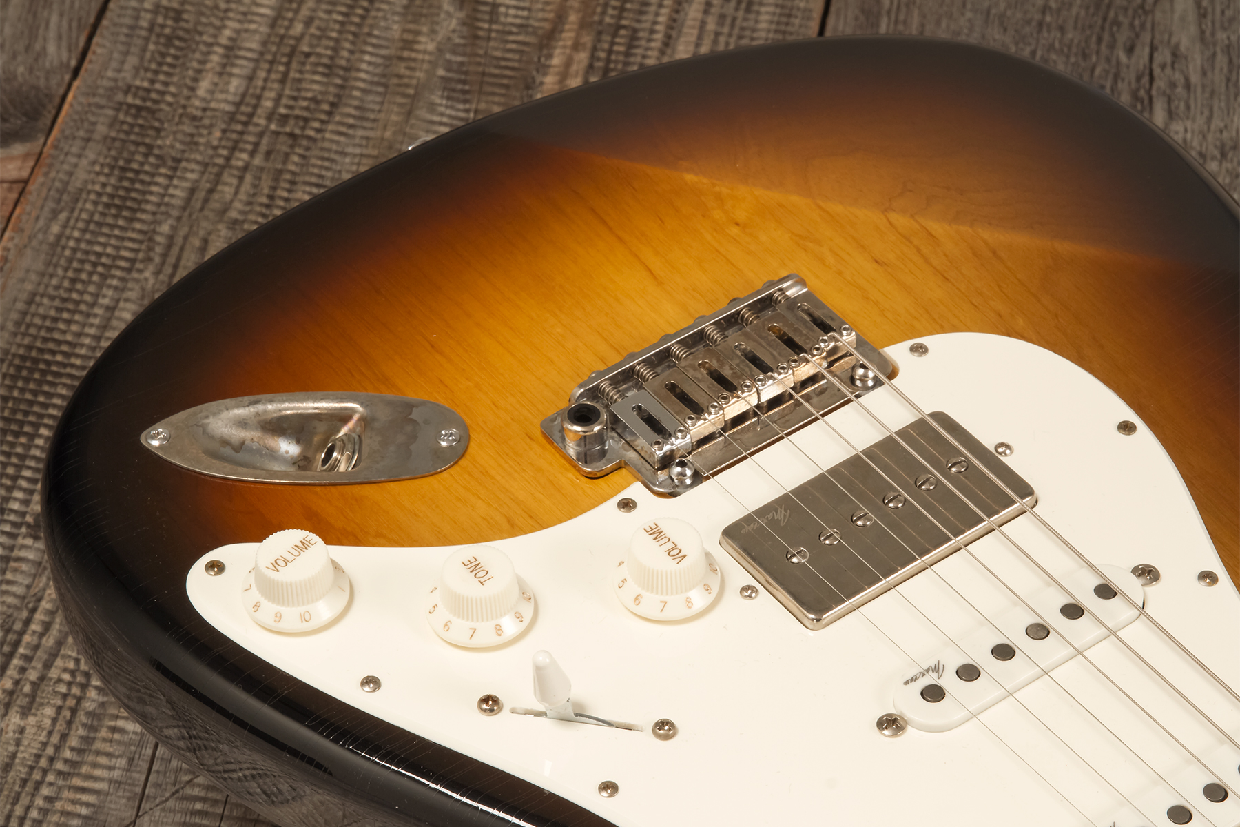 Marceau Guitars Experience Traditional Hss Trem Mn #t226924 - Soft Relic Burst 3 Tons - Str shape electric guitar - Variation 4