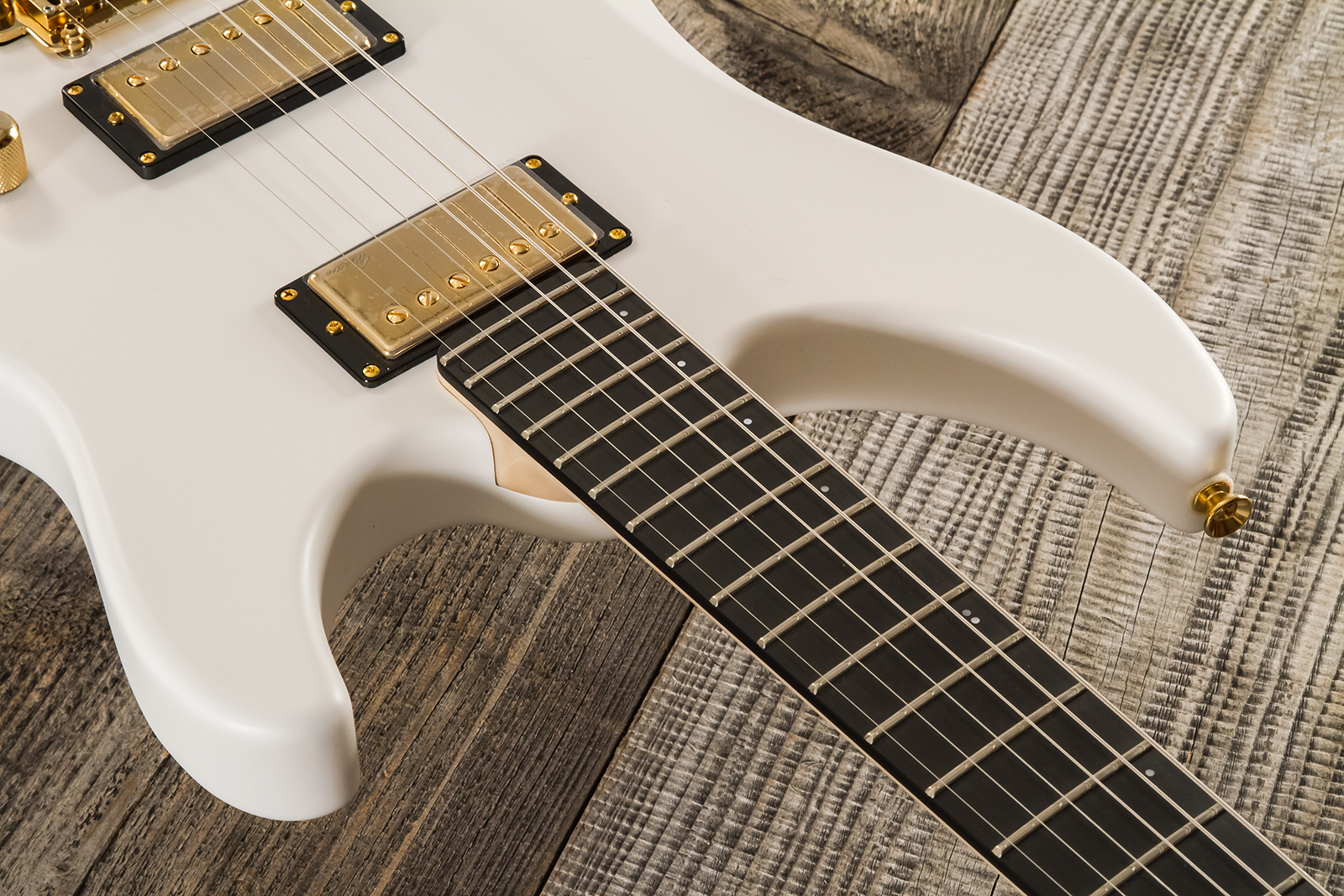 Marceau Guitars Fascinante Standard 2h Trem Ric #s17324 - Arctic White Satin - Str shape electric guitar - Variation 4
