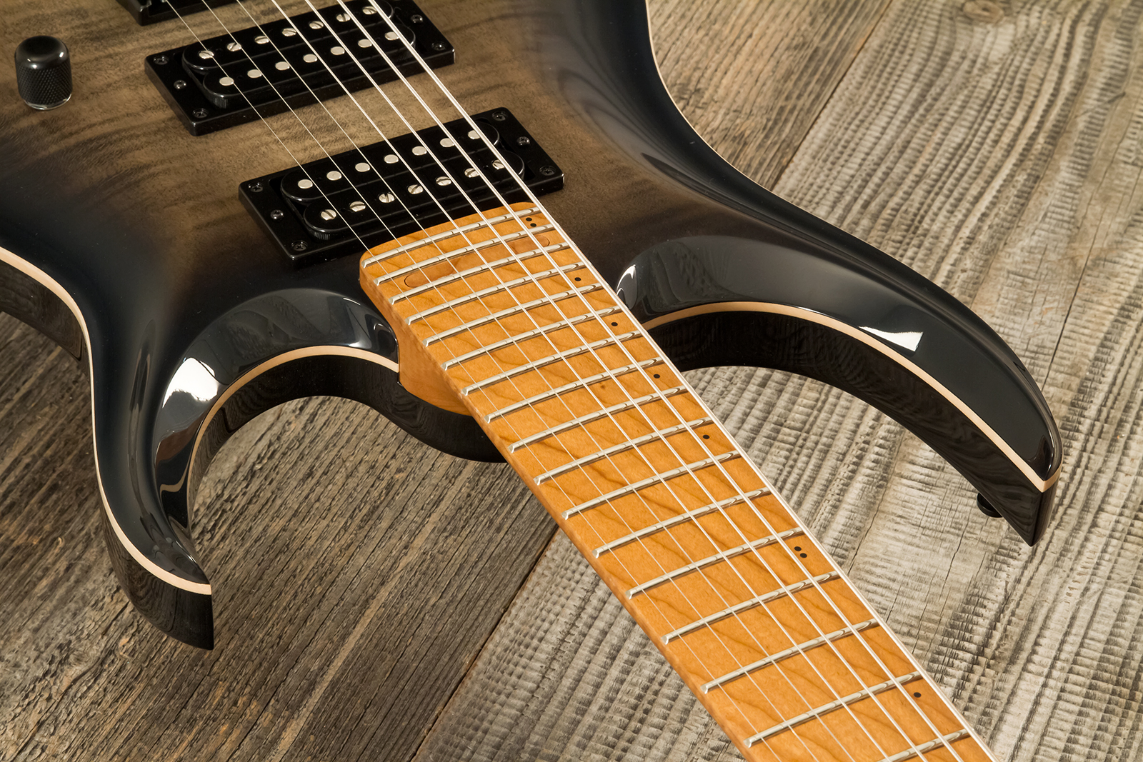 Marceau Guitars Redoutable Standard 7c 2h Ht Ric #s43824 - Burst - Metal electric guitar - Variation 4