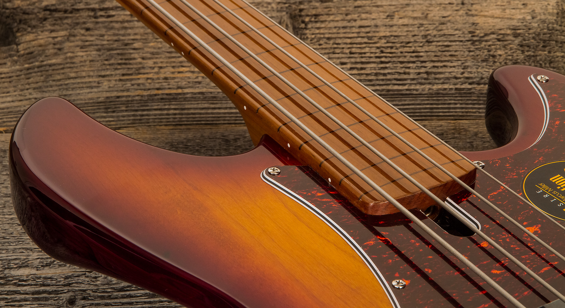 Marcus Miller P5 Alder 4st Fretless Mn - Tobacco Sunburst - Solid body electric bass - Variation 4