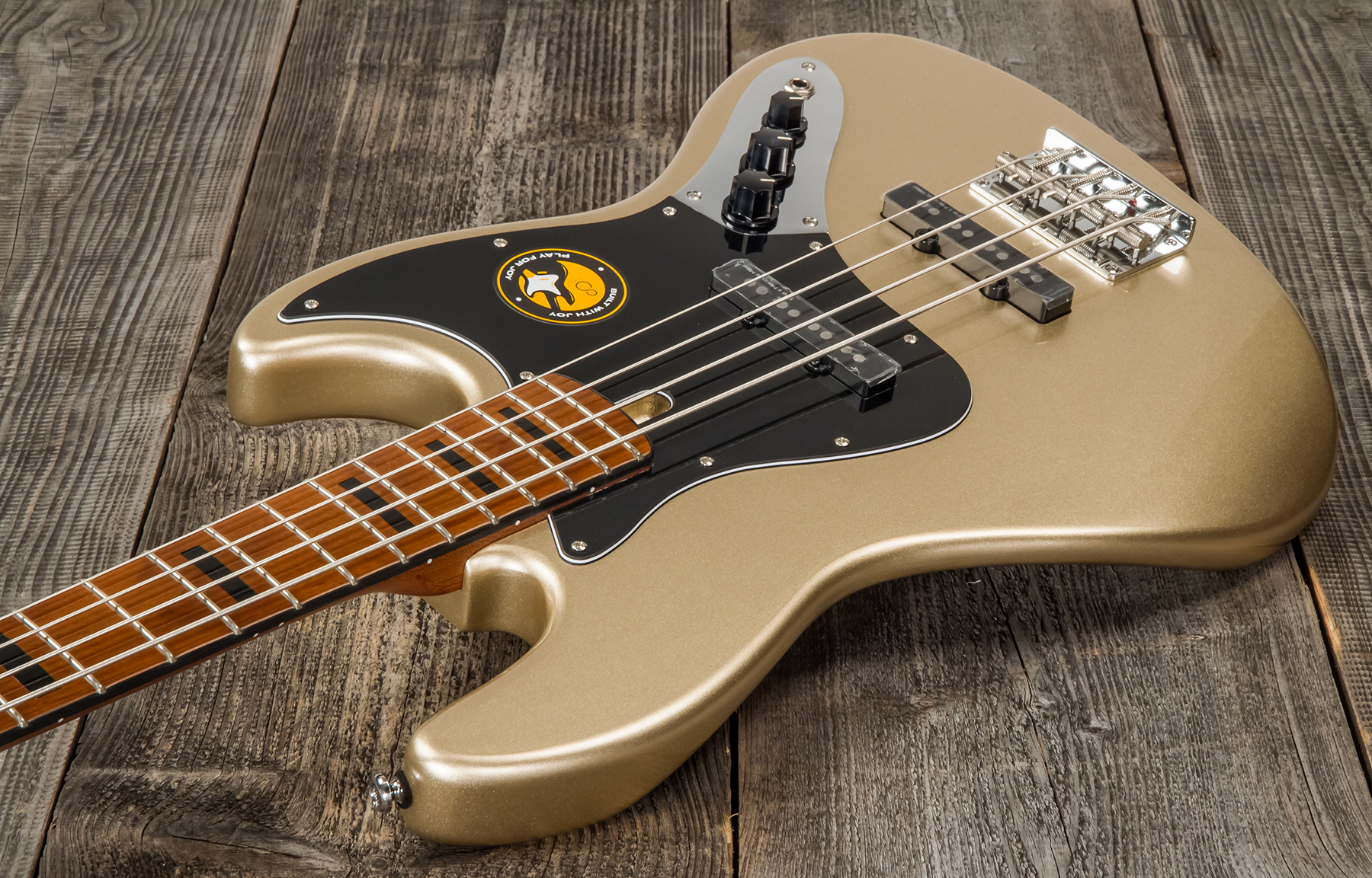 Marcus Miller V5 4st Mn - Champagne Gold Metallic - Solid body electric bass - Variation 1