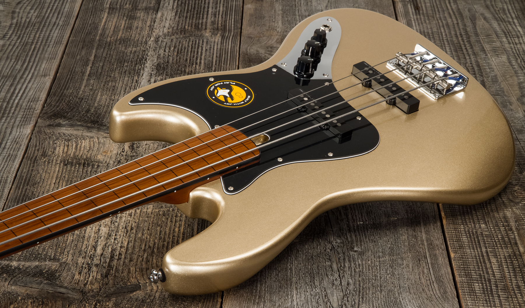 Marcus Miller V5 Alder 4st Fretless Mn - Champagne Gold Metallic - Solid body electric bass - Variation 1