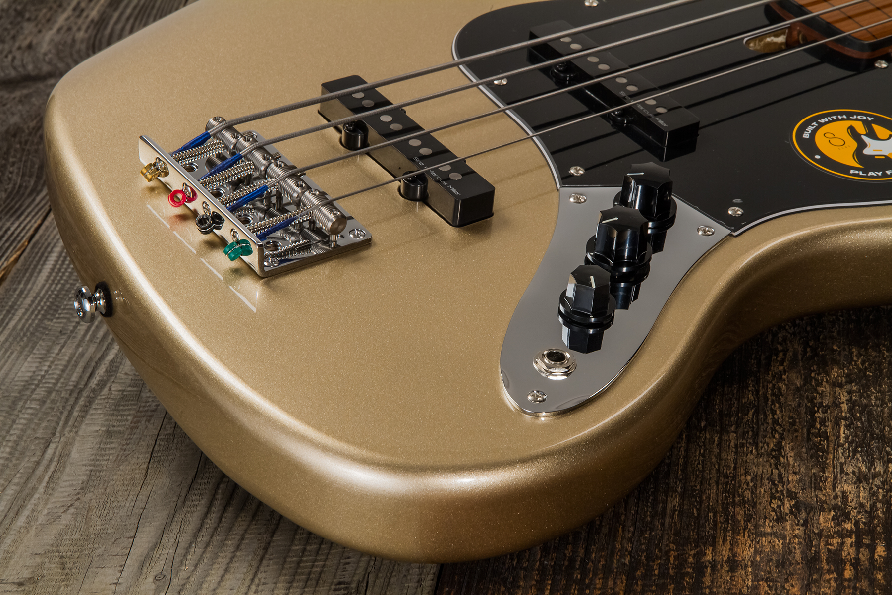 V5 Alder Fretless 4ST champagne gold metallic Solid body