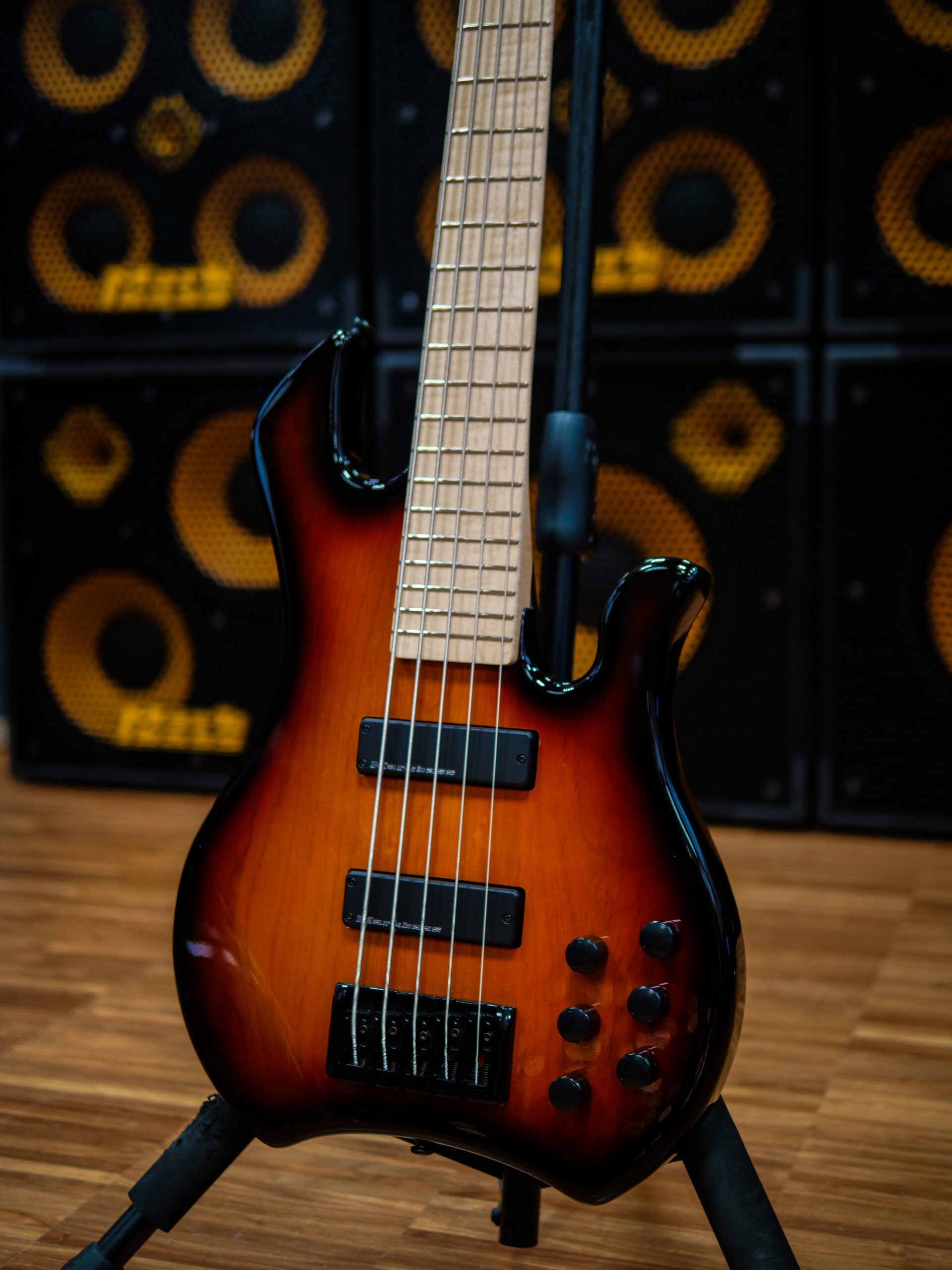 Markbass Mb Kimandu Bk Mp 5c Gloxy Active Mn - Tobacco Sunburst - Solid body electric bass - Variation 2