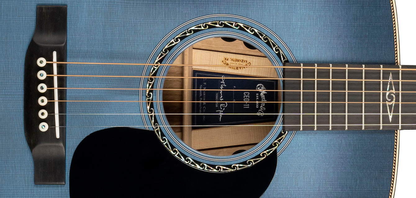 Martin Ceo11 Ltd Grand Auditorium Epicea Chene Rw - New Horizons Blue Burst - Folk guitar - Variation 2