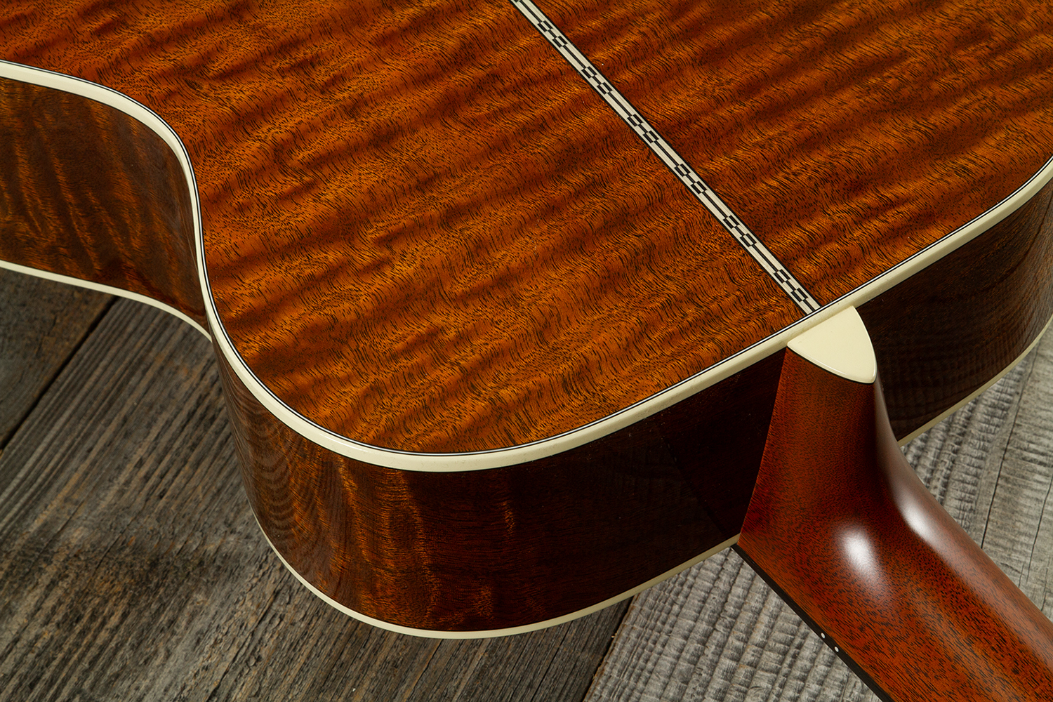 Martin Custom Shop 000 Shsc Epicea Sitka  / Quilted Sapele Eb #2964116 - Natural Aging Toner - Folk guitar - Variation 8