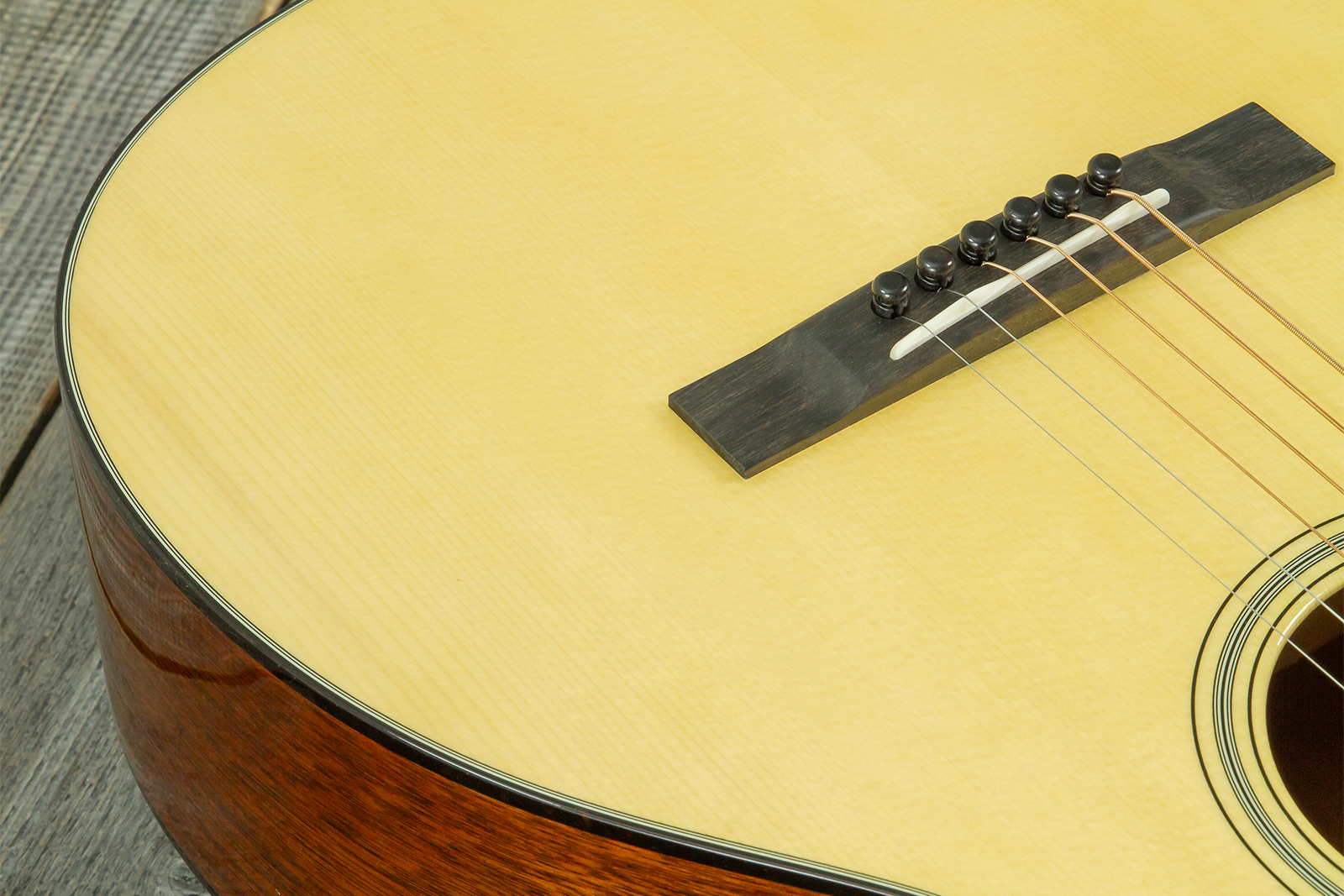 Martin Custom Shop Cs-00-c25004861 Grand Concert Shsc Epicea Adirondack / Acajou Eb #2957971 - Natural Aging Toner - Folk guitar - Variation 3