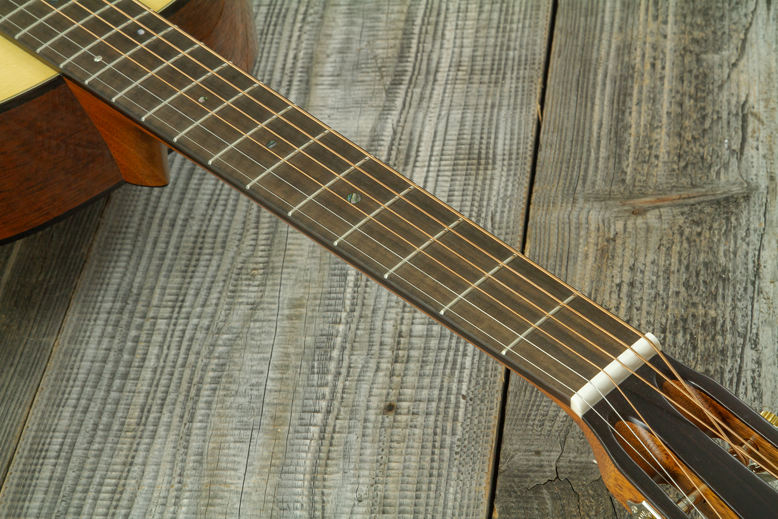 Martin Custom Shop Cs-00-c25004861 Grand Concert Shsc Epicea Adirondack / Acajou Eb #2957971 - Natural Aging Toner - Folk guitar - Variation 6