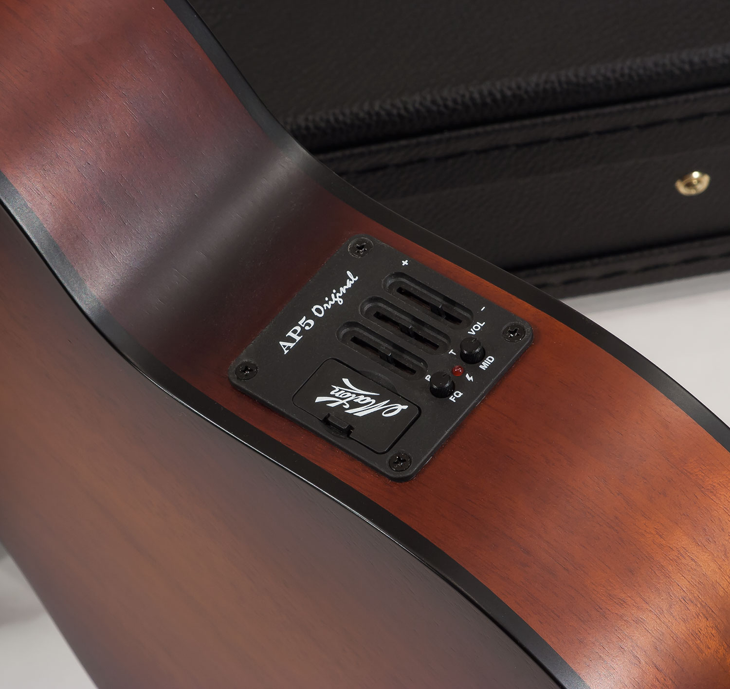 Maton EM6 Mini +Case tobacco sunburst Travel acoustic guitar