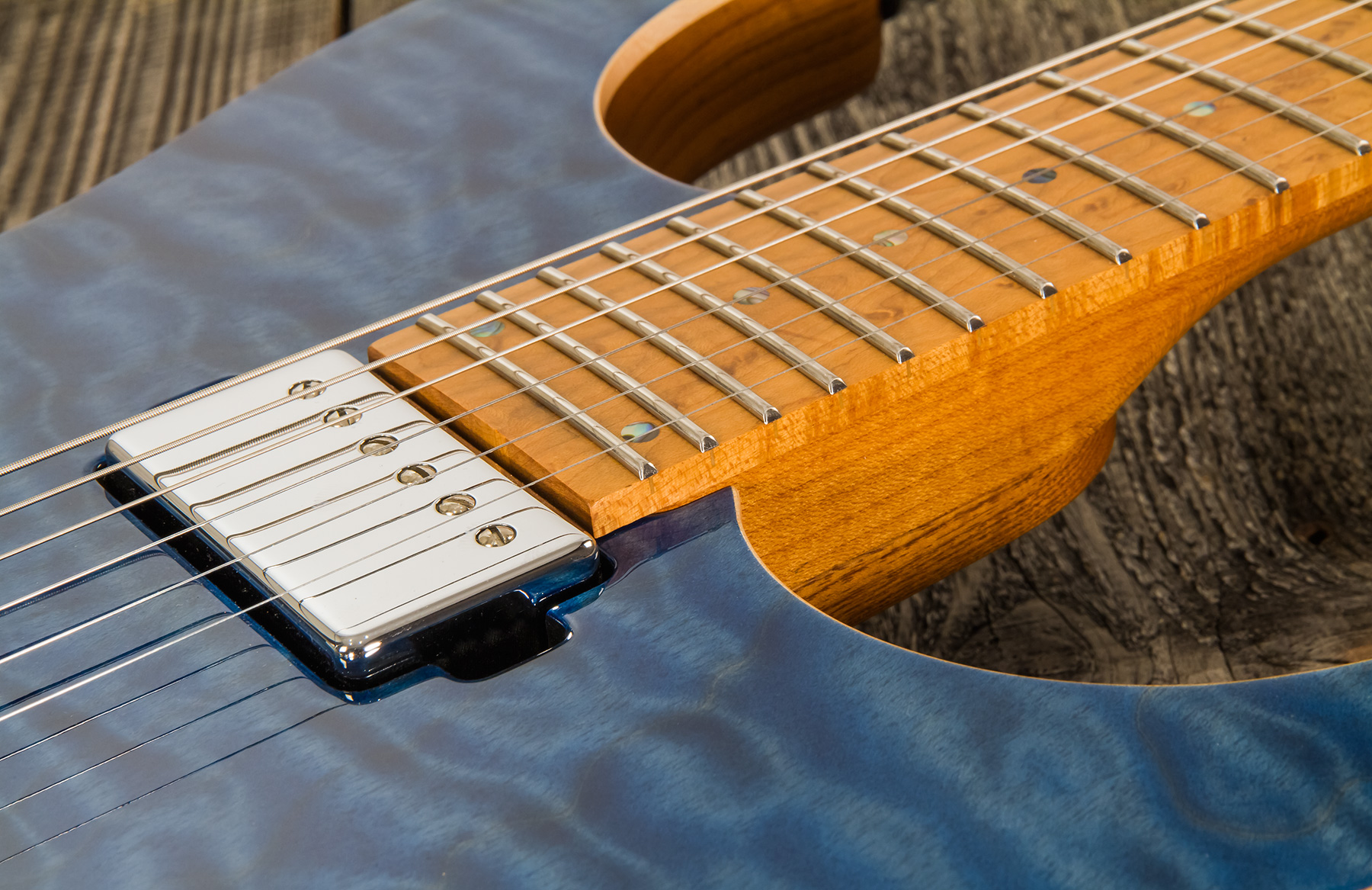 Mayones Guitars Aquila Elite S 6 40th Anniversary 2h Trem Mn #aq2204194 - Trans Blue Gloss - Str shape electric guitar - Variation 5